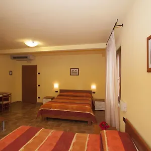camere-santucci.hotels-perugia.com/