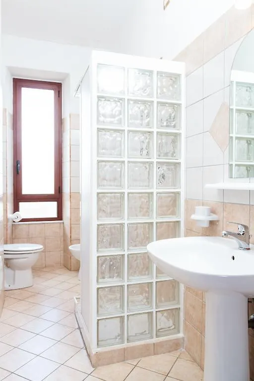 ** Gasthof La Mezzanella Guesthouse Porto Torres Italien